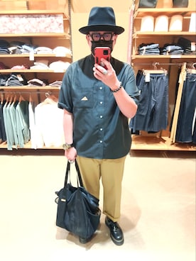 何子立さんのコーディネート