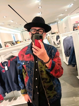 何子立さんのコーディネート