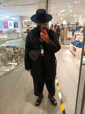 「Y-3（ワイスリー）のアイテム（ノーカラージャケット）」を使った、何子立さん（メンズ・178cm）の秋コーディネート