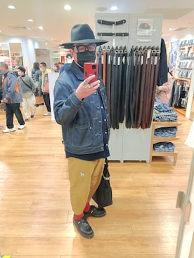 何子立さんのコーディネート