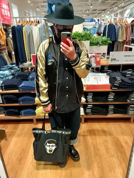 何子立さんのコーディネート