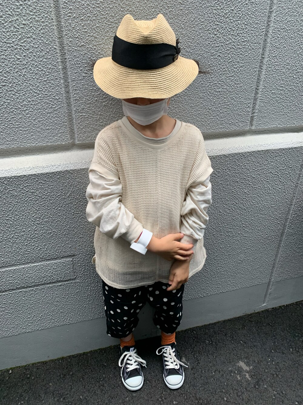 「ユニバ」｜「CONVERSEの《CONVERSE》CHILD ALL STAR N OX コンバース チャイルド オールスター NZ OX　★（スニーカー、ブラック系）」を使った、AH-tan★さん（キッズ・122cm）の春コーディネートの1枚目の写真