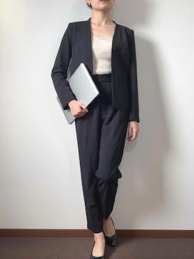 「DRESS LAB（ドレスラボ）の【手洗い可能/セットアップ】ノーカラージャケット・タックセンタープレスパンツ 2点セット（スーツセット、ブラック系）」を使った、yuuaさん（レディース・166cm）の夏コーディネート