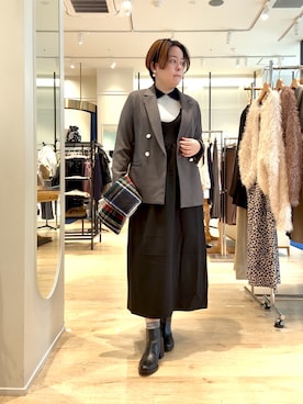 「アイテム（マフラー）」を使った、shiraさん（レディース・155cm）の秋コーディネート