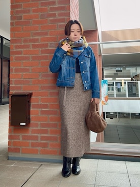 「アイテム（ストール/ショール）」を使った、shiraさん（レディース・155cm）の秋コーディネート