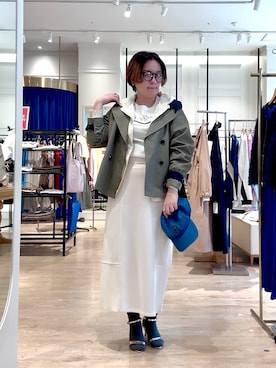 「MICO COULIER（ミコクリエ）のフード付きストライプシャツ（シャツ/ブラウス、イエロー系）」を使った、shiraさん（レディース・155cm）の冬コーディネート