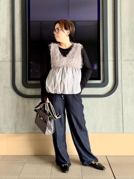「MICO COULIER（ミコクリエ）のラインテープ2WAYミニトートバッグ（トートバッグ）」を使った、shiraさん（レディース・155cm）の秋コーディネート