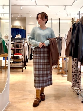 「アイテム（ストール/ショール）」を使った、shiraさん（レディース・155cm）の秋コーディネート