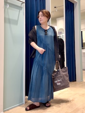 「MICO COULIER（ミコクリエ）のブラストデニムティアードワンピース（ワンピース、ブルー系）」を使った、shiraさん（レディース・155cm）の夏コーディネート