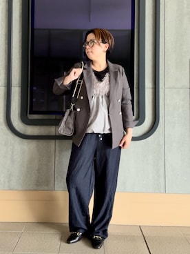「MICO COULIER（ミコクリエ）のラインテープ2WAYミニトートバッグ（トートバッグ）」を使った、shiraさん（レディース・155cm）の秋コーディネート