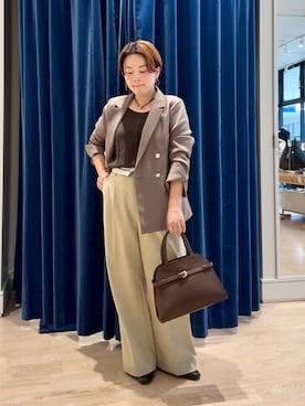 「アイテム（テーラードジャケット）」を使った、shiraさん（レディース・155cm）の秋コーディネート