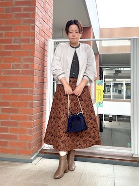「アイテム（ブルゾン、グレー系）」を使った、shiraさん（レディース・155cm）の秋コーディネート