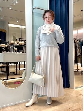 「アイテム（ブローチ/コサージュ）」を使った、shiraさん（レディース・155cm）の冬コーディネート