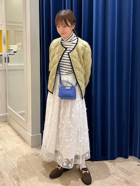 「アイテム（ダウンジャケット/コート、ベージュ系）」を使った、ayakaさん（レディース・156cm）の秋コーディネート