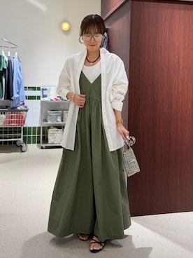 「MAQWEL（マクウェル）の【追加】【MAQWEL/マクウェル】ウォッシャブルソフトタフタワンピース（ワンピース、グリーン系）」を使った、ayakaさん（レディース・156cm）の春コーディネート