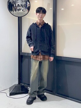 「SLOWACID（スローアシッド）のアイテム」を使った、daikiis2さん（メンズ・177cm）の冬コーディネート