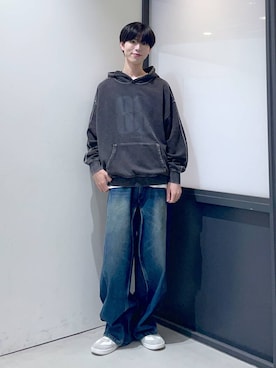 「LAND MUSEUM（ランドミュージアム）のLAND MUSEUM／WAVY ジーンズ（デニムパンツ、ブルー系）」を使った、daikiis2さん（メンズ・177cm）の秋コーディネート