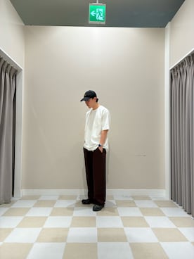 「ITEMS URBANRESEARCH（アイテムズ アーバンリサーチ）の接触冷感ダンボールショートスリーブカットソー（Tシャツ/カットソー、ホワイト系）」を使った、かわさん（メンズ・171cm）の春コーディネート