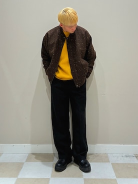 「ITEMS URBANRESEARCH（アイテムズ アーバンリサーチ）のタスマニア メリノウール100 クルーネックニット（ニット/セーター、イエロー系）」を使った、かわさん（メンズ・171cm）の冬コーディネート