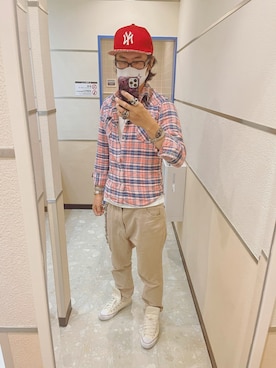 「チャイハネ（チャイハネ）のアイテム（チノパンツ）」を使った、だーはらさん（メンズ・176cm）の秋コーディネート