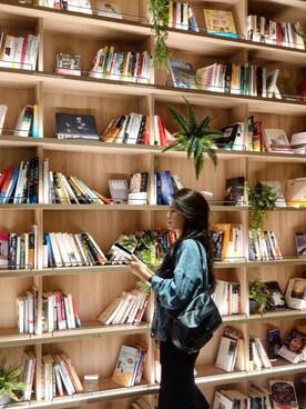 「Dickies（ディッキーズ）のアイテム（バックパック/リュック）」を使った、伊娜さん（レディース・162cm）の夏コーディネート