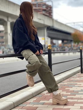 「厚底」｜「アイテム（その他）」を使った、amさん（レディース・165cm）の秋コーディネート