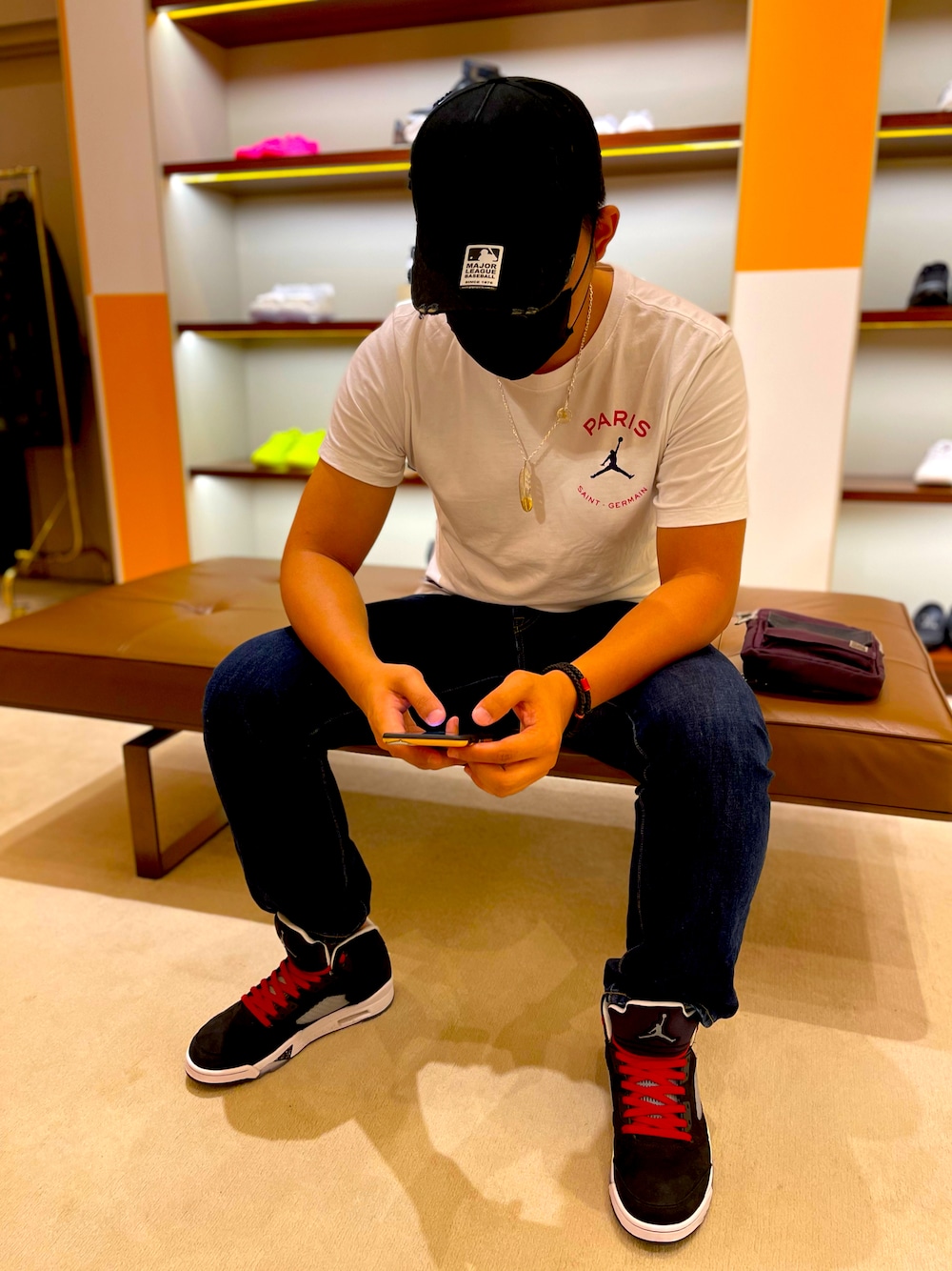 「#jordan、LouisVuitton、aj5、sevenfriday、tady&king、MLB、ootd」｜「NEW ERAのアイテム（キャップ、ブラック系）」を使った、AJさん（メンズ・180cm）の秋コーディネートの1枚目の写真