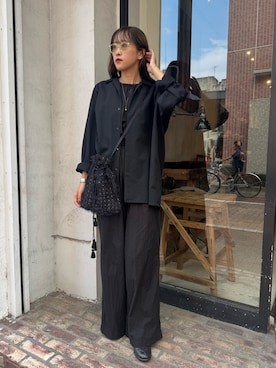 「R&D.M.Co OLDMAN’S TAILOR（オールドマンズテイラー）のアイテム（オールインワン・サロペット）」を使った、𝚛𝚒𝚜𝚊さん（レディース・161cm）の秋コーディネート
