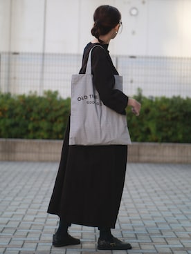 「オーロラシューズ」｜𝚛𝚒𝚜𝚊さん（レディース・161cm）の冬コーディネート
