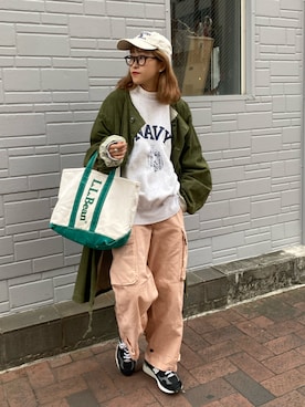 「メガネ女子」｜「アイテム（ノーカラーコート）」を使った、𝚛𝚒𝚜𝚊さん（レディース・161cm）の冬コーディネート
