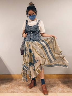 「initial（イニシャル）のアイテム（トップス）」を使った、Stephany Ipさん（レディース・158cm）の秋コーディネート