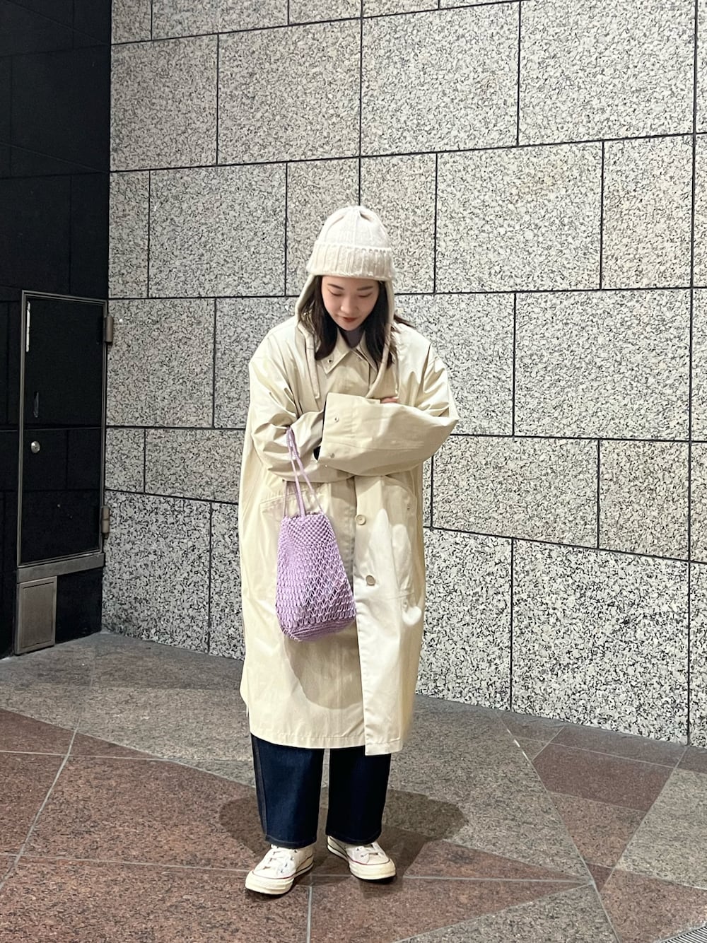 「休日スタイル、カジュアルコーデ、デニム、大人カジュアル、おしゃれさんと繋がりたい」｜「SLOBE citron.のSLOBE citron. Flight Knit CAP（ニットキャップ/ビーニー、ベージュ系）」を使った、m.さん（レディース・160cm）の秋コーディネートの1枚目の写真