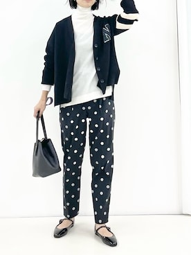 「NOLLEY’S（ノーリーズ）のウォッシャブルストレッチドットジャガードテーパードパンツ（その他パンツ、ブラック系）」を使った、nol fujiwaraさん（レディース・167cm）の秋コーディネート