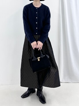 「NOLLEY’S Sophi（ノーリーズソフィ）のヘアリーメタル釦クルーネックカーディガン（カーディガン/ボレロ、ブルー系）」を使った、nol fujiwaraさん（レディース・167cm）の秋コーディネート