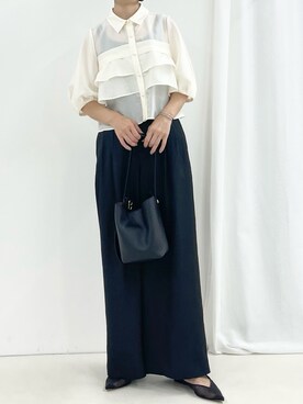 「marco masi（マルコマージ）の【MARCO MASI/ マルコマージ】 スタッズワンハンドルバッグ（ショルダーバッグ、ブラック系）」を使った、nol fujiwaraさん（レディース・167cm）の秋コーディネート