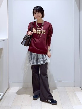 「おでかけ」｜「アイテム（スウェット）」を使った、mnk1018さん（レディース・158cm）の秋コーディネート