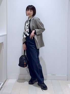 「アイテム（バンダナ/スカーフ）」を使った、mnk1018さん（レディース・158cm）の秋コーディネート