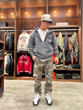 「AVIREX（アヴィレックス）のアイテム」を使った、FUUGAさん（メンズ・173cm）の秋コーディネート