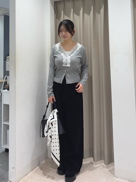 「KBF(ケイビーエフ)のピーチスキンオーバルパンツ(その他パンツ、ブラック系)」を使った、はなさん(レディース・163cm)の秋コーディネート