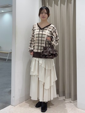 「骨格ストレート」｜「KBF（ケイビーエフ）のアイテム（ニット/セーター）」を使った、立川瑛菜さん（レディース・163cm）の夏コーディネート