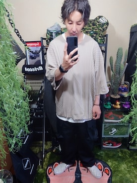 「アイテム（スリッポン）」を使った、keiekさん（メンズ・180cm）の秋コーディネート