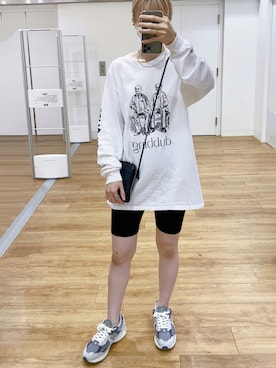 「mame（マメ）のアイテム（パンツ）」を使った、ちーかまさんさん（レディース・168cm）の秋コーディネート
