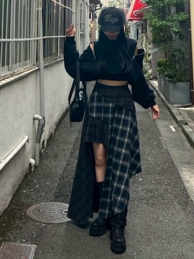 「EMODA（エモダ）のアイテム（ハンドバッグ）」を使った、栗原あいりさん（レディース・161cm）の秋コーディネート