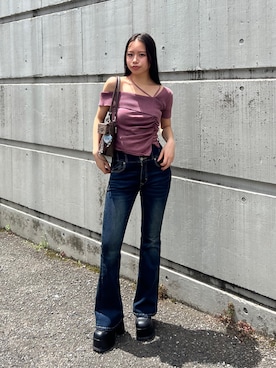 「EMODA（エモダ）のアイテム（デニムパンツ）」を使った、栗原あいりさん（レディース・162cm）の秋コーディネート