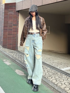 「EMODA（エモダ）のハートチェーンローファー（ローファー、ブラック系）」を使った、栗原あいりさん（レディース・161cm）の春コーディネート