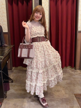 「アイテム（ブーツ、レッド系）」を使った、くるみ❀.*ﾟさん（レディース・160cm）の秋コーディネート