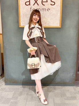 「axes femme（アクシーズファム）の鍵×錠前モチーフリボンブラウス（Shirts、ベージュ系）」を使った、くるみ❀.*ﾟさん（レディース・160cm）の夏コーディネート