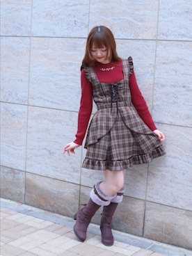 「アイテム（ジャンパースカート）」を使った、axes_staff_kurumiさん（レディース・159cm）の秋コーディネート