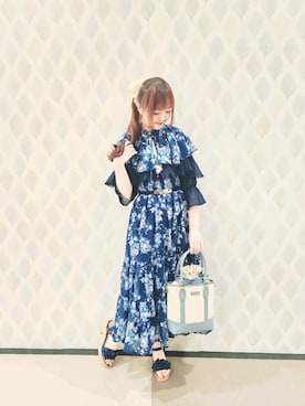 「axes femme（アクシーズファム）のネモフィラプリントブラウス×ワンピース（ワンピース）」を使った、axes_staff_kurumiさん（レディース・159cm・20代）の春コーディネート
