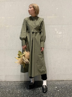 「SENSE OF PLACE by URBAN RESEARCH(センスオブプレイスバイアーバンリサーチ)のベストレイヤードワンピース(ワンピース、グリーン系)」を使った、AYAKAさん(レディース・163cm)の夏コーディネート